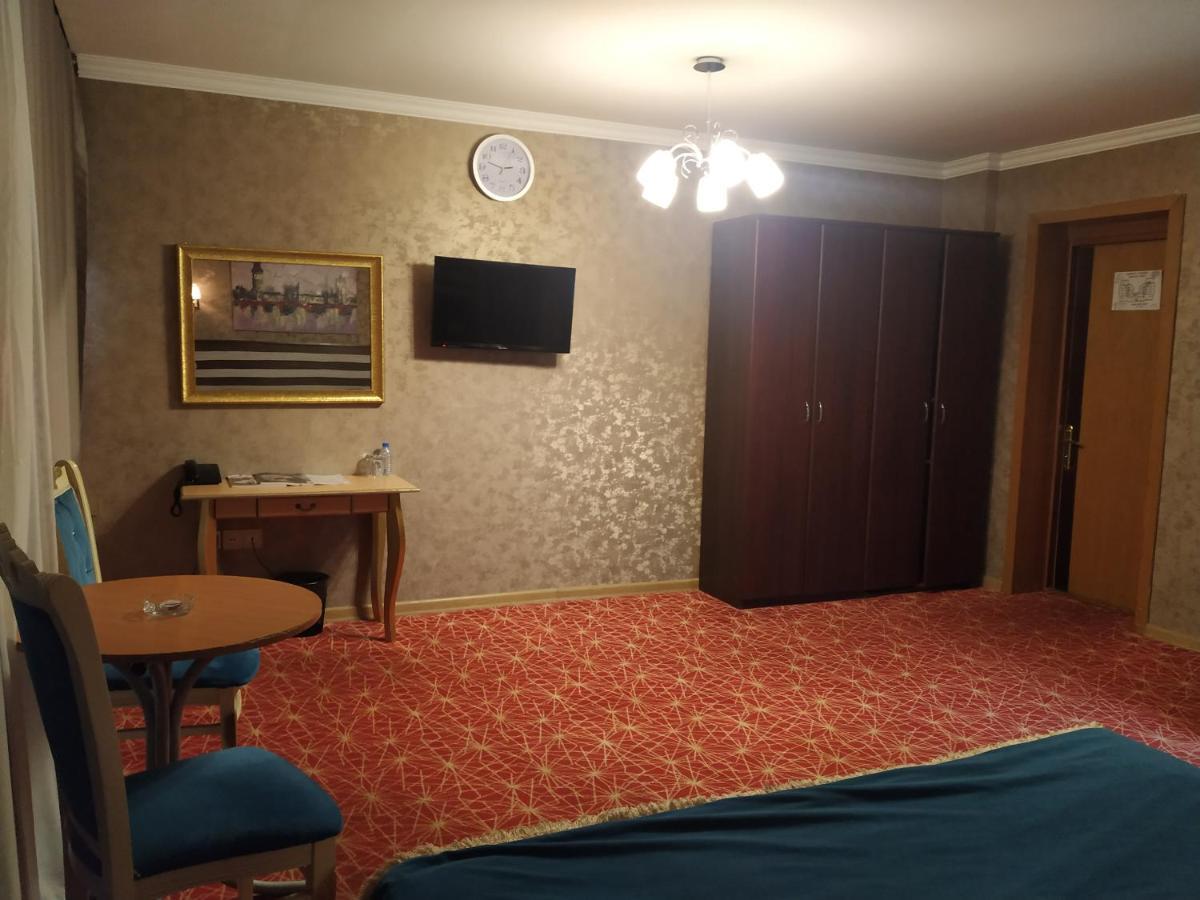 Gallery Hotel Baku Exteriör bild