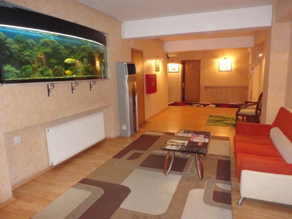 Gallery Hotel Baku Exteriör bild